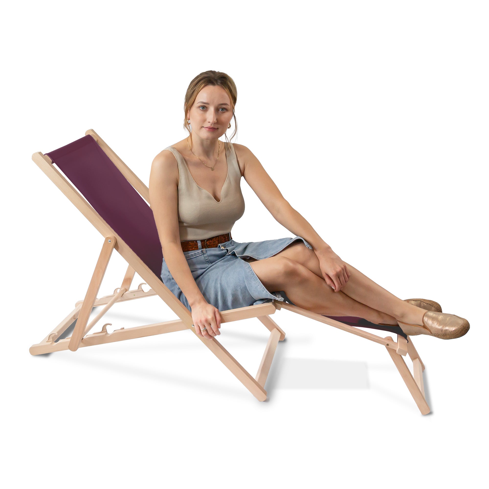 Wooden deck chair with footrest Plum