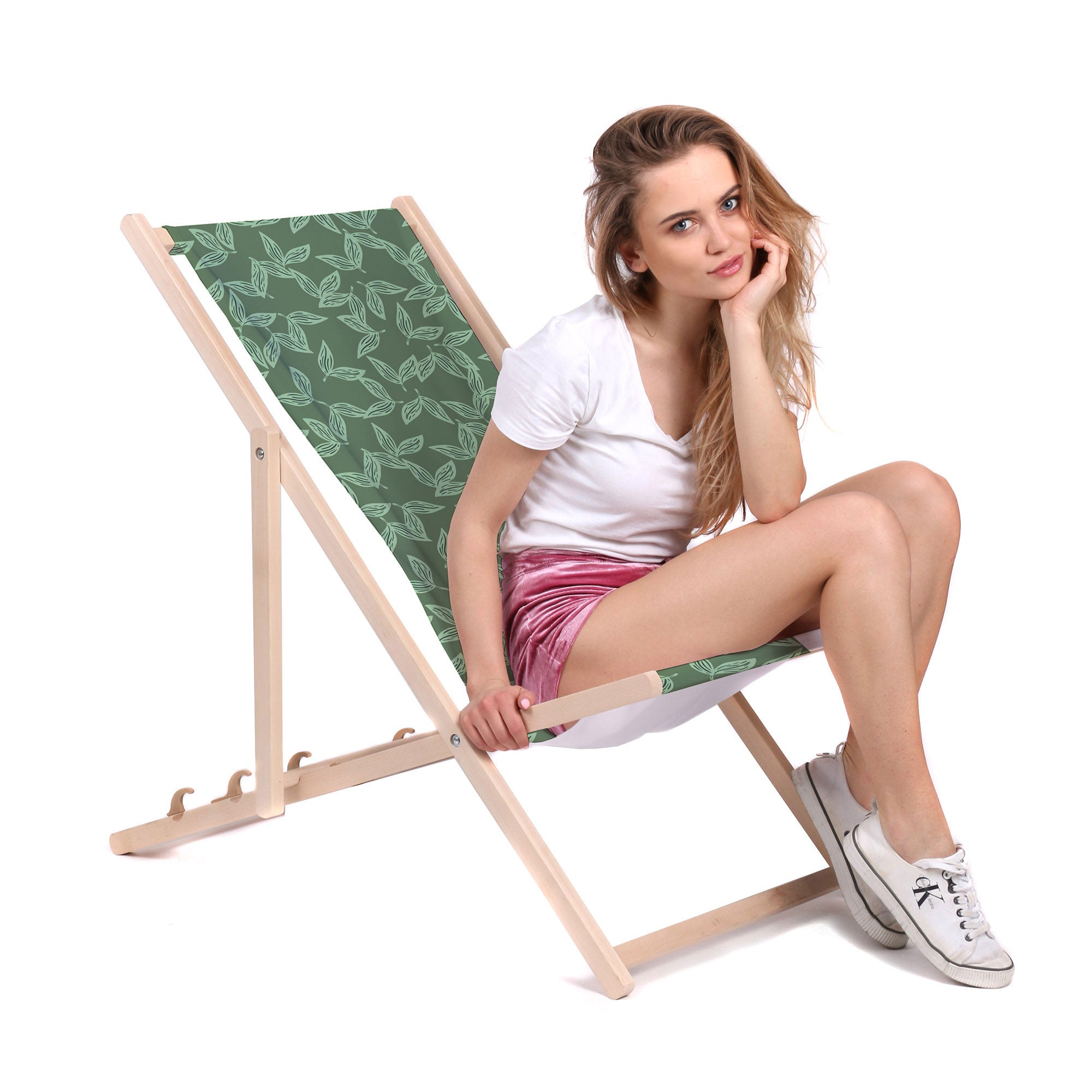 Wooden Deck Chair Herbal Leaves Pattern-M