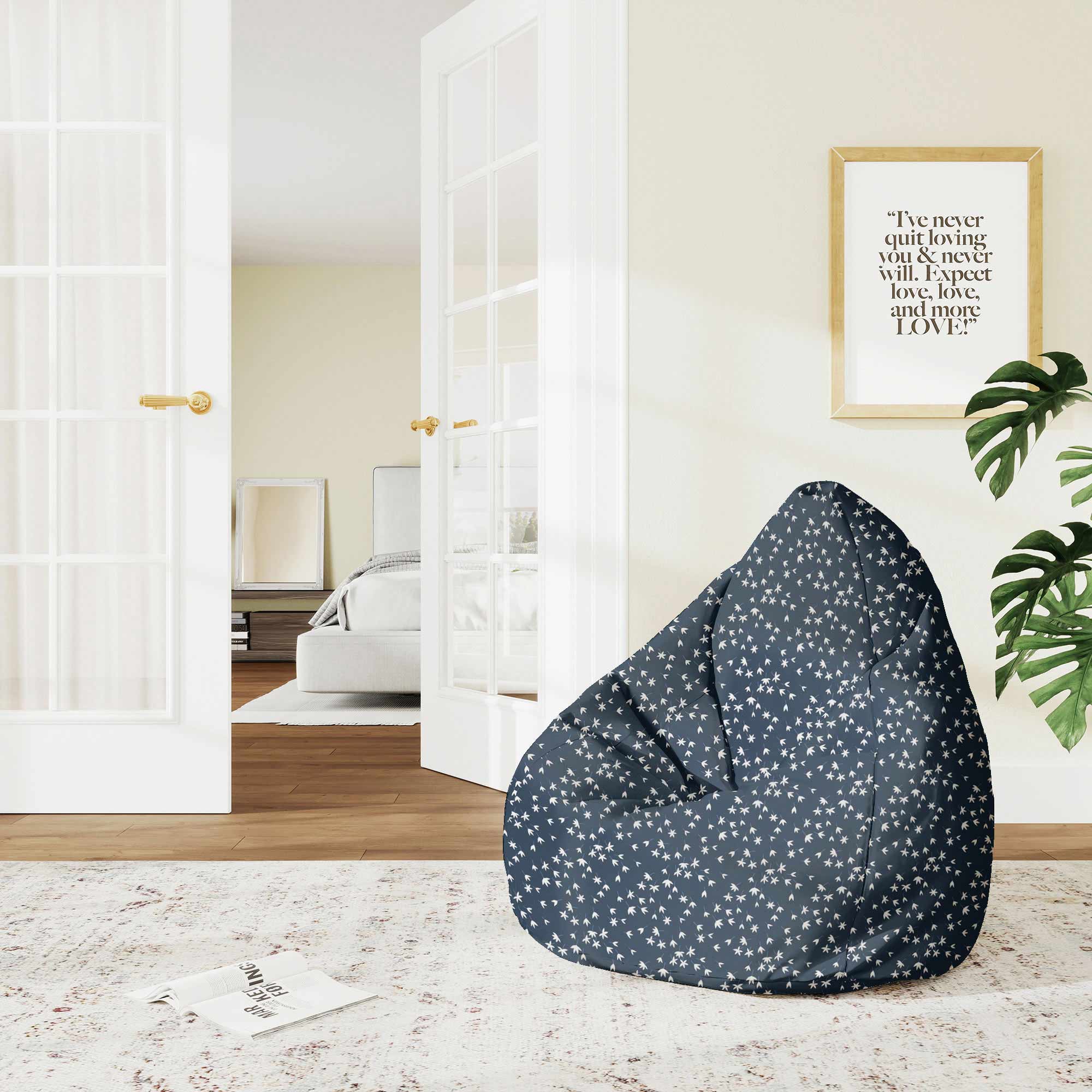 Puf Pearshape Navy Petals
